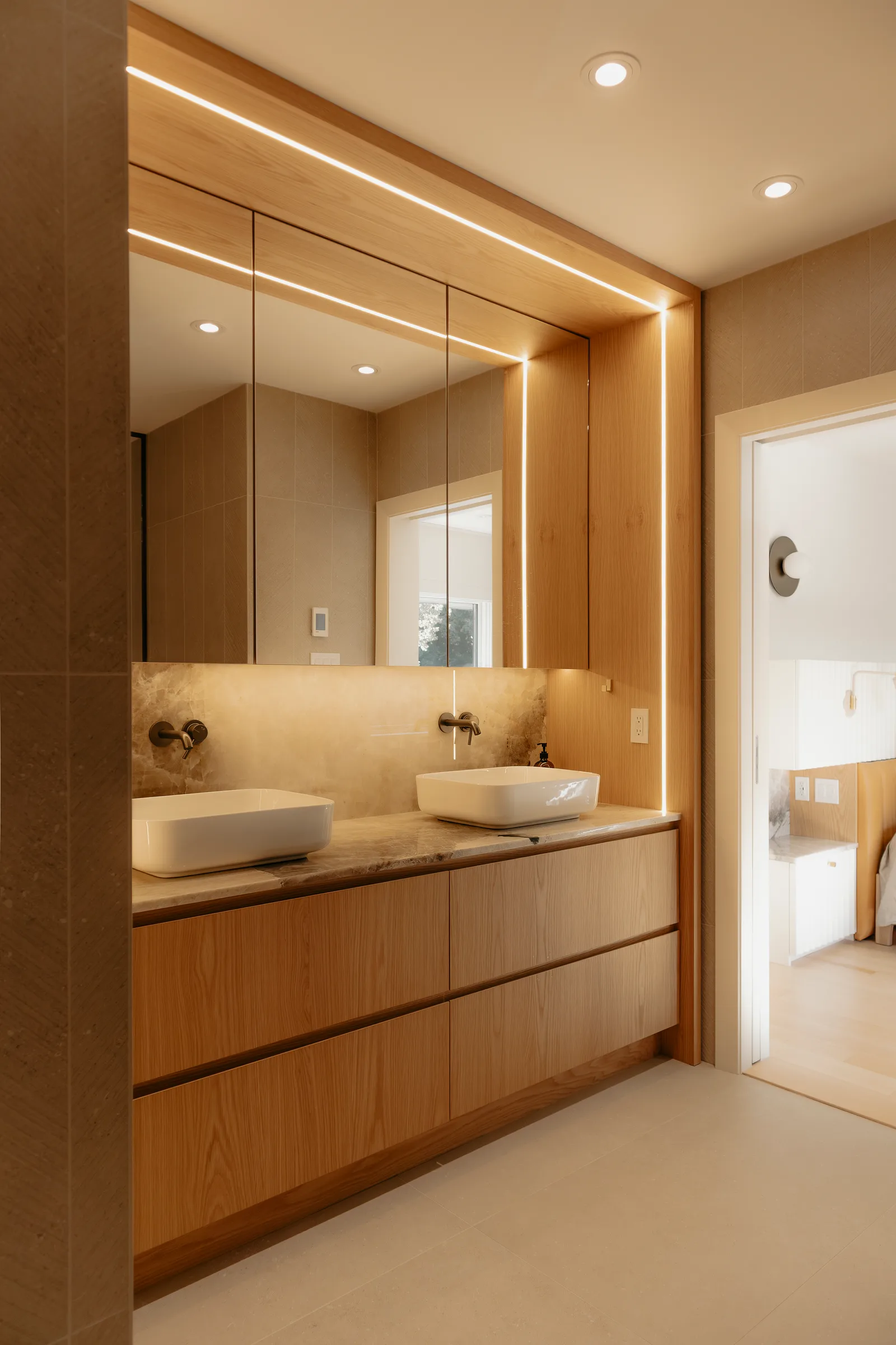 Salles de bain by Gepetto Ébénisterie · custom millwork handcrafted in Boucherville for Montréal and Québec residences