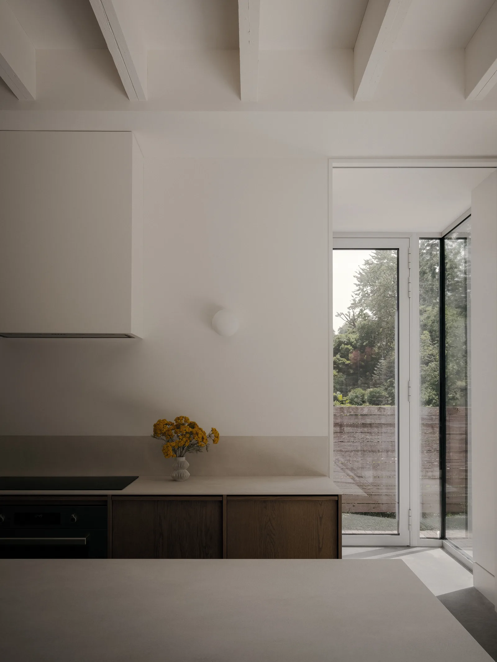 Birch Table · Cuisines sur mesure by Gepetto Ébénisterie · custom millwork project in Montréal